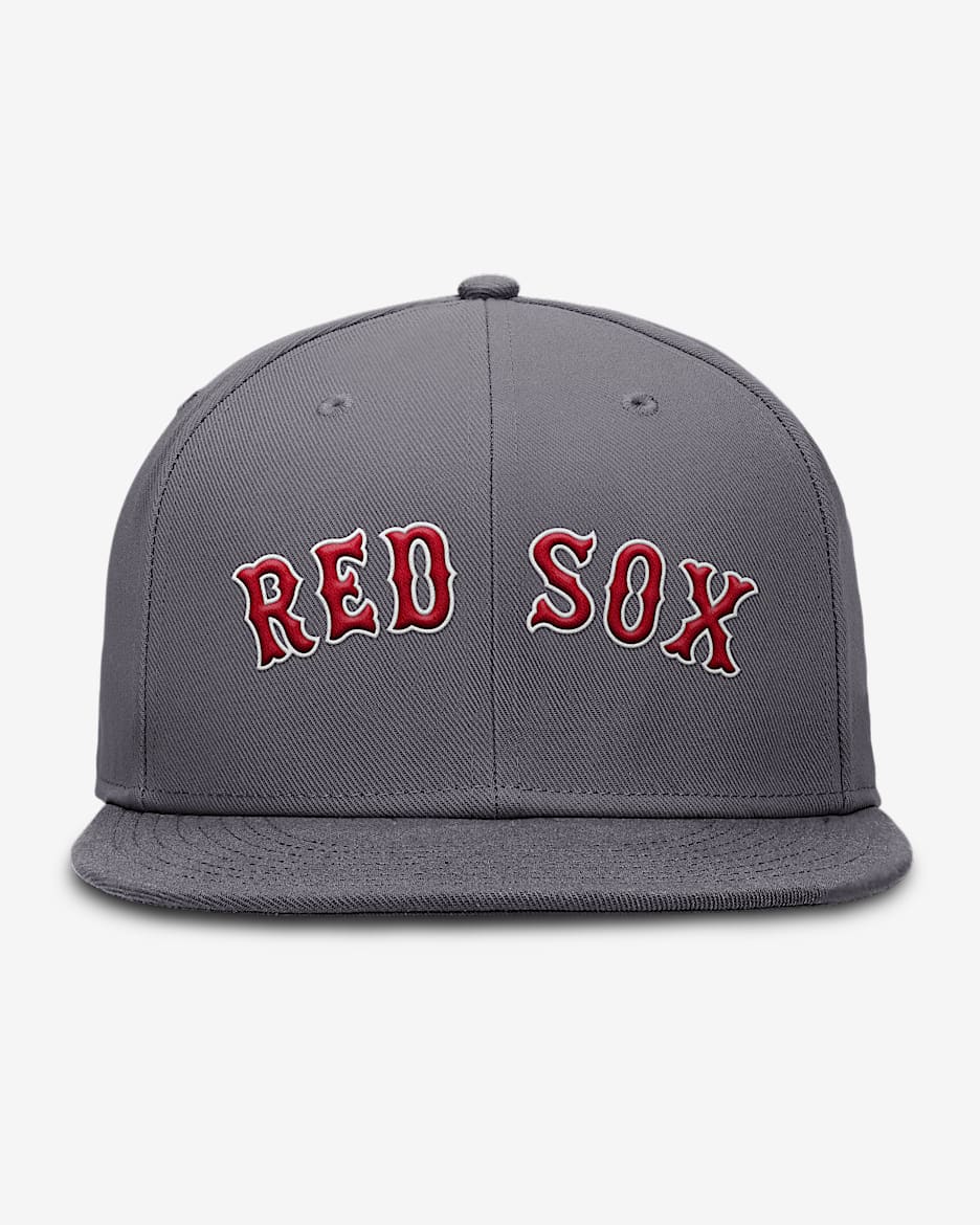 Boston Red Sox True Men s Nike Dri Fit MLB Fitted Hat